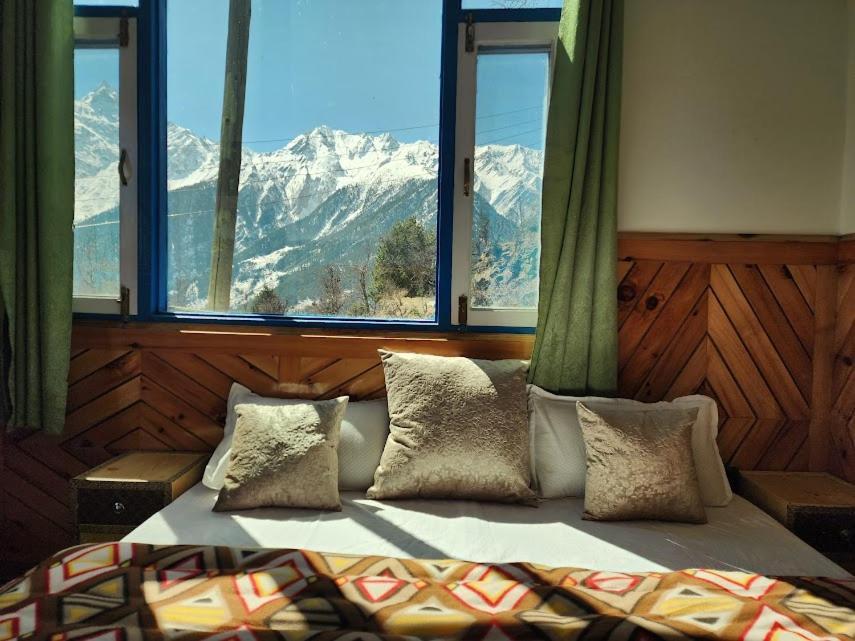 Safarnama Retreat Homestay - All Rooms With Mountain View กัลป์ ภายนอก รูปภาพ