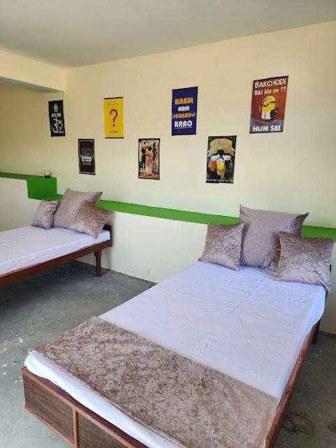 Safarnama Retreat Homestay - All Rooms With Mountain View กัลป์ ภายนอก รูปภาพ