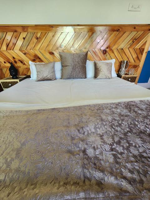 Safarnama Retreat Homestay - All Rooms With Mountain View กัลป์ ภายนอก รูปภาพ