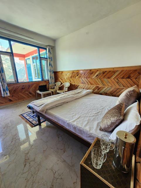 Safarnama Retreat Homestay - All Rooms With Mountain View กัลป์ ภายนอก รูปภาพ